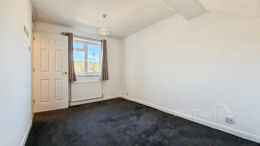 Old Brickfield Road, Aldershot, GU11, photo 17