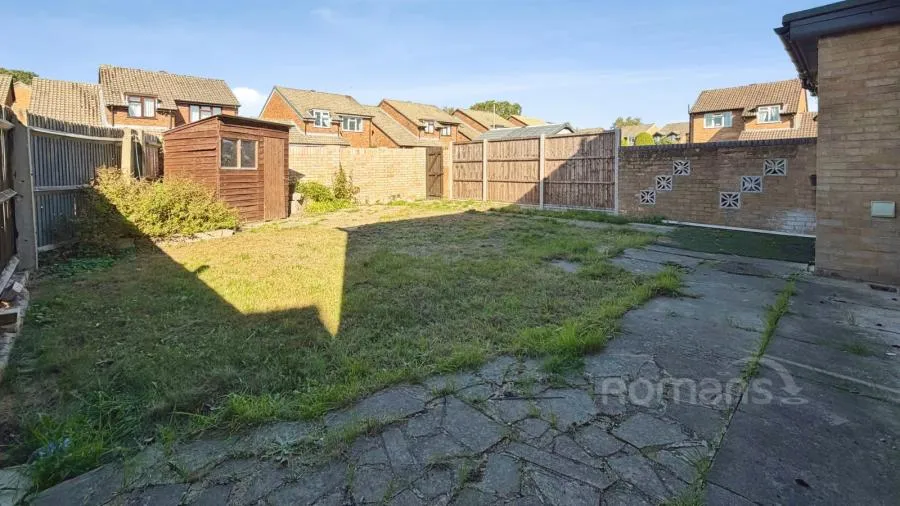 Old Brickfield Road, Aldershot, GU11, photo 4