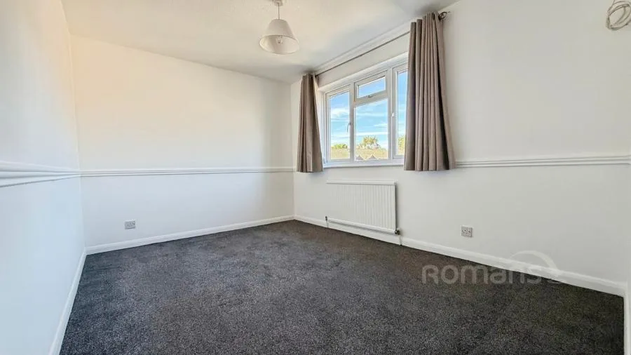 Old Brickfield Road, Aldershot, GU11, photo 19