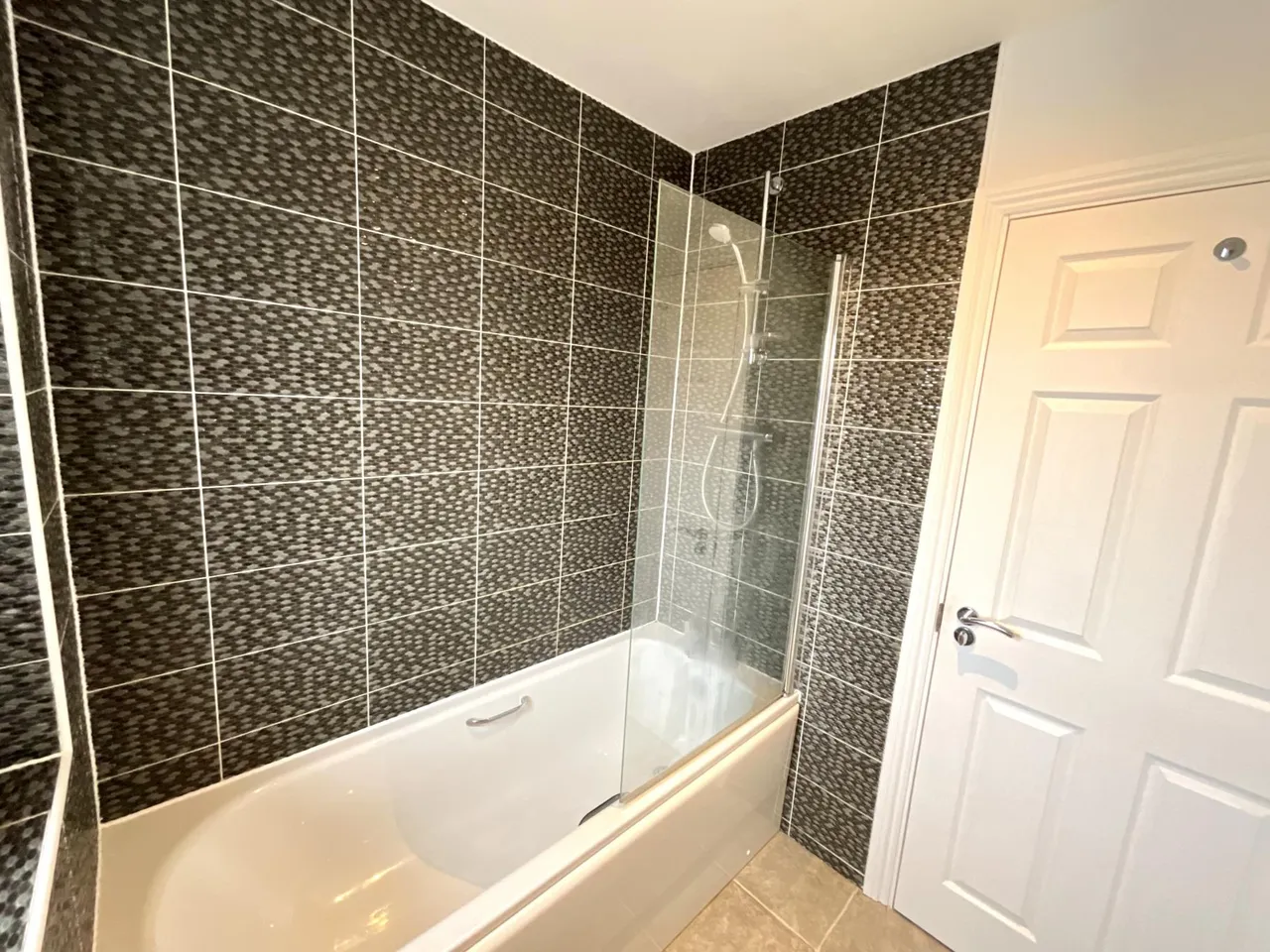 Stone Avenue, Heanor, DE75, photo 12