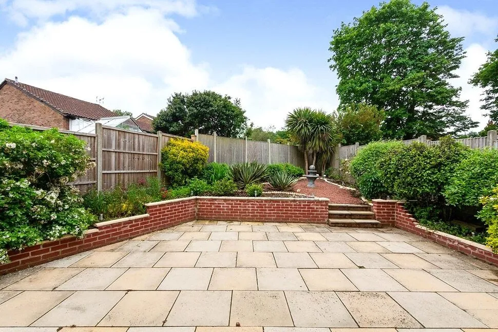 Turner Close, Basingstoke, Hampshire, RG21, photo 4