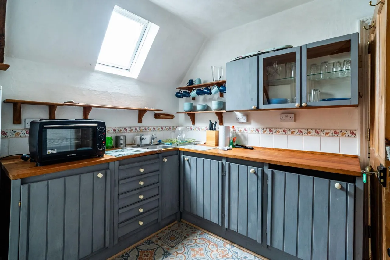 Hill House, Llansteffan, SA33, photo 31