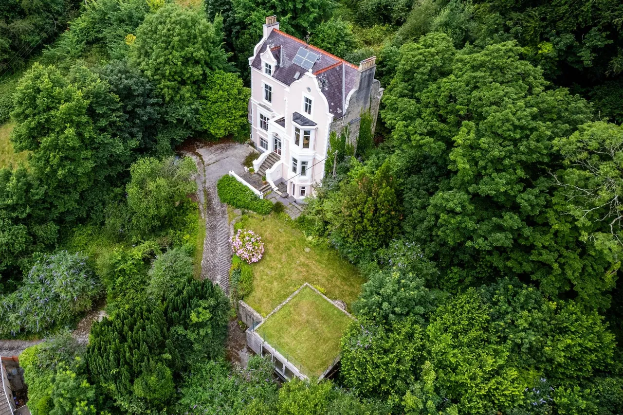 Hill House, Llansteffan, SA33, photo 42