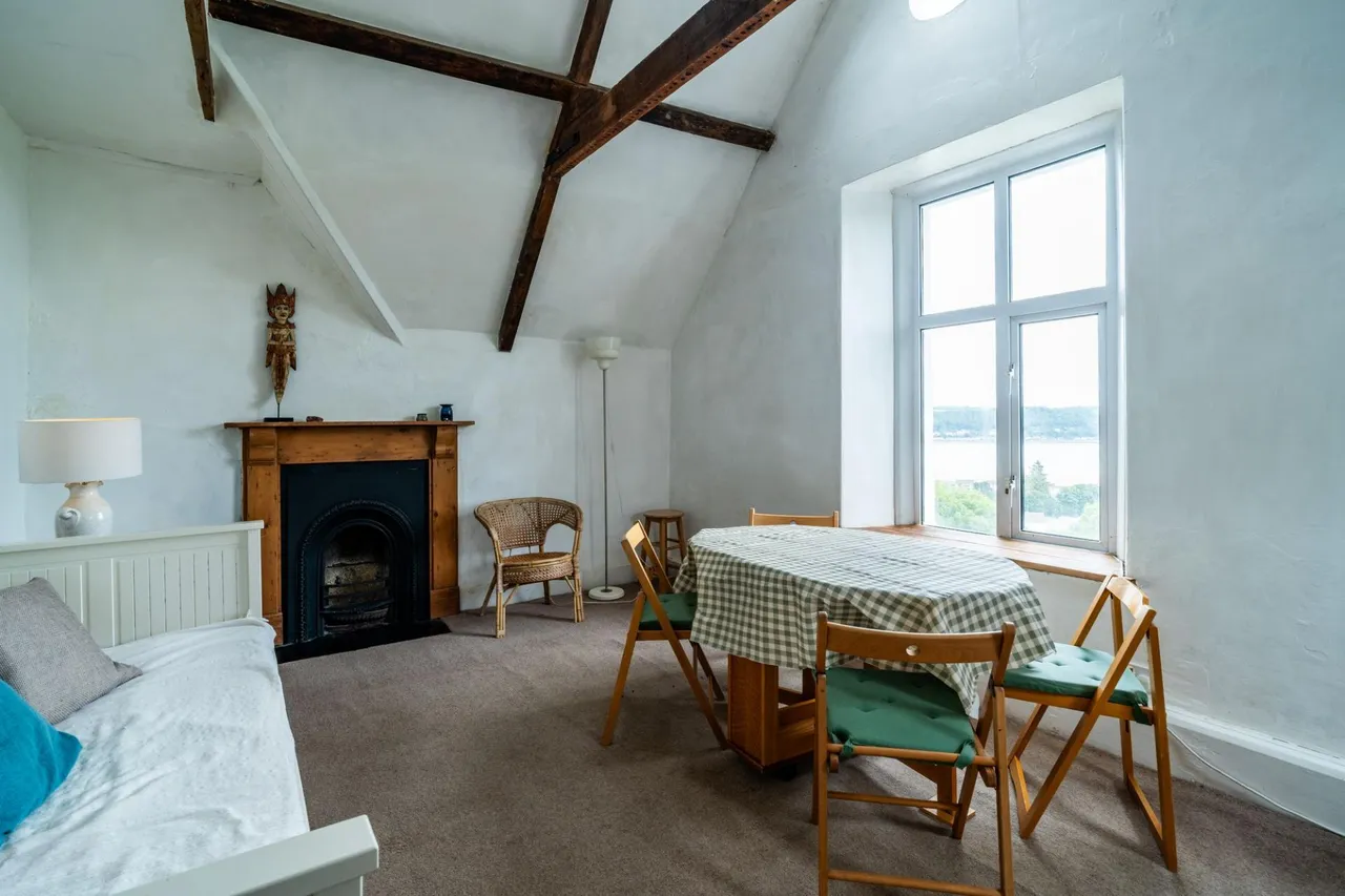 Hill House, Llansteffan, SA33, photo 32