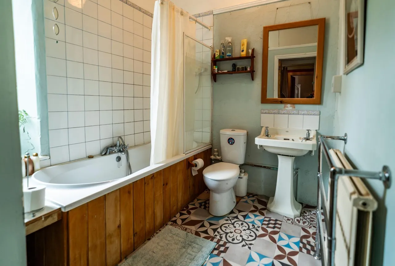 Hill House, Llansteffan, SA33, photo 30