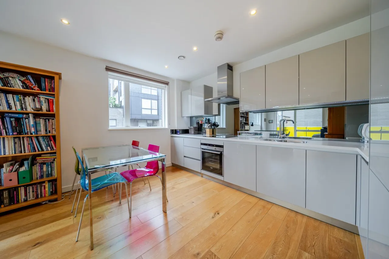 Arts Lane, SE16, photo 13
