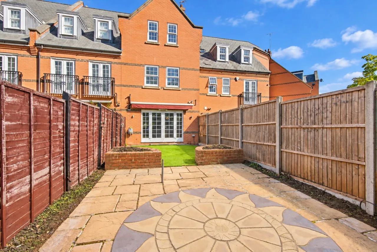 Boyes Crescent, Napsbury Park, AL2, photo 21