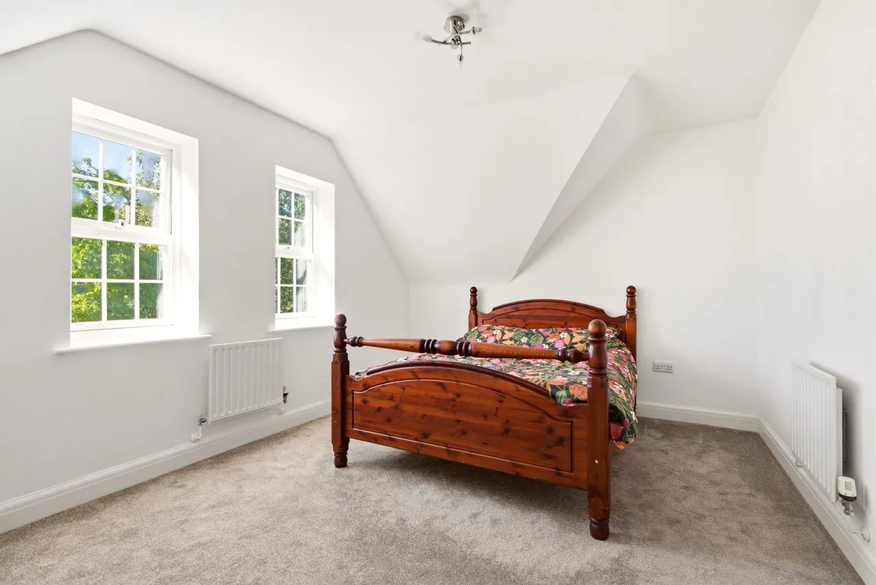 Boyes Crescent, Napsbury Park, AL2, photo 14