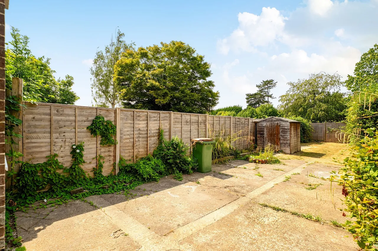 London Road, Pulborough, RH20, photo 11