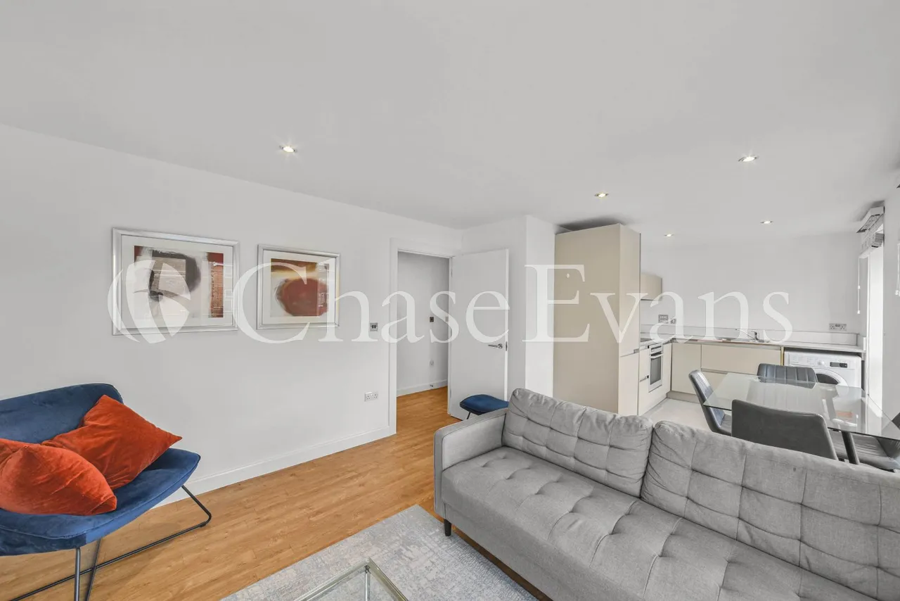 Hereford Road, Bow, E3, photo 5