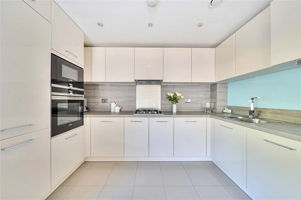 Mere Road, Dunton Green, Sevenoaks, Kent, TN14 5FX, photo 2