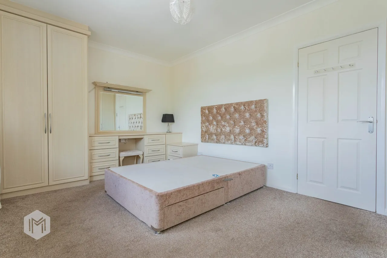 Armadale Court, Bolton, BL3 4XA, photo 13