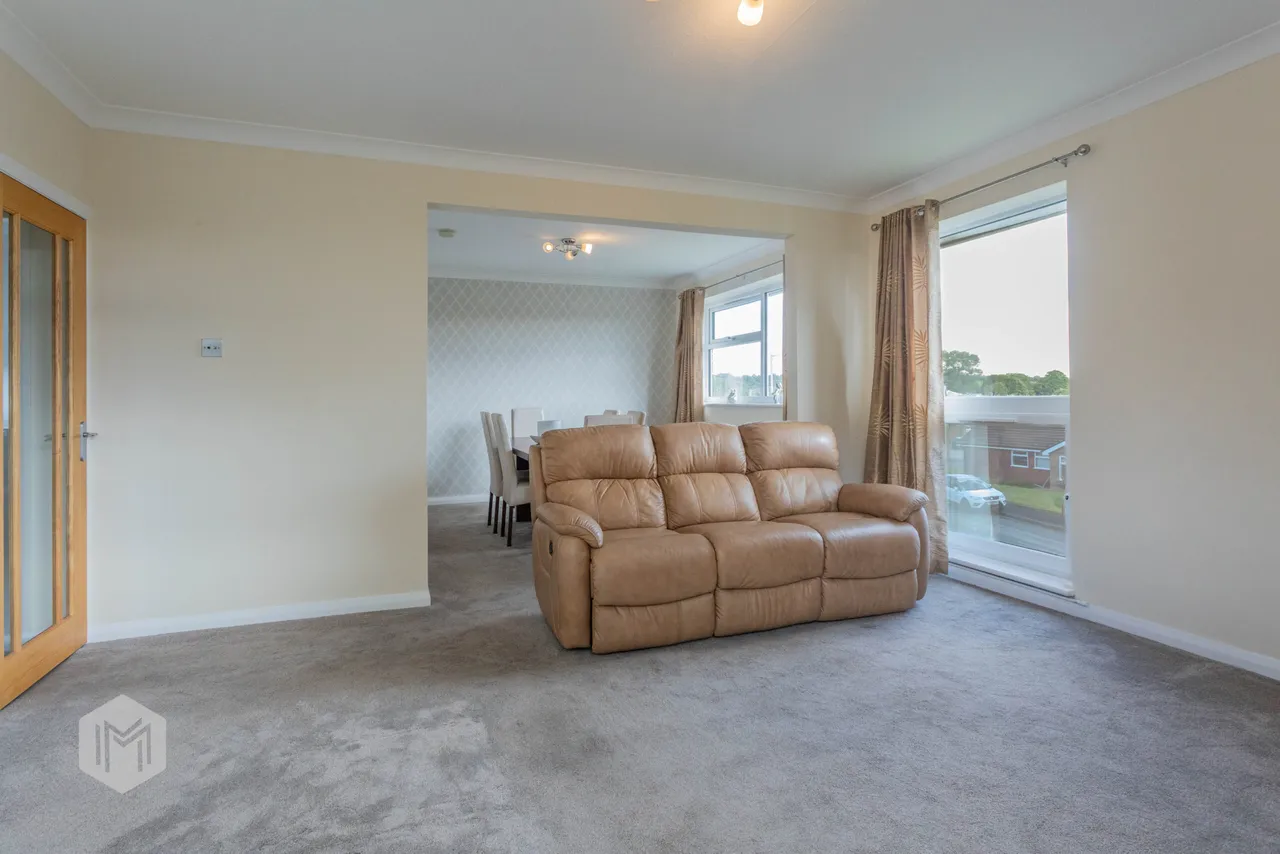 Armadale Court, Bolton, BL3 4XA, photo 9