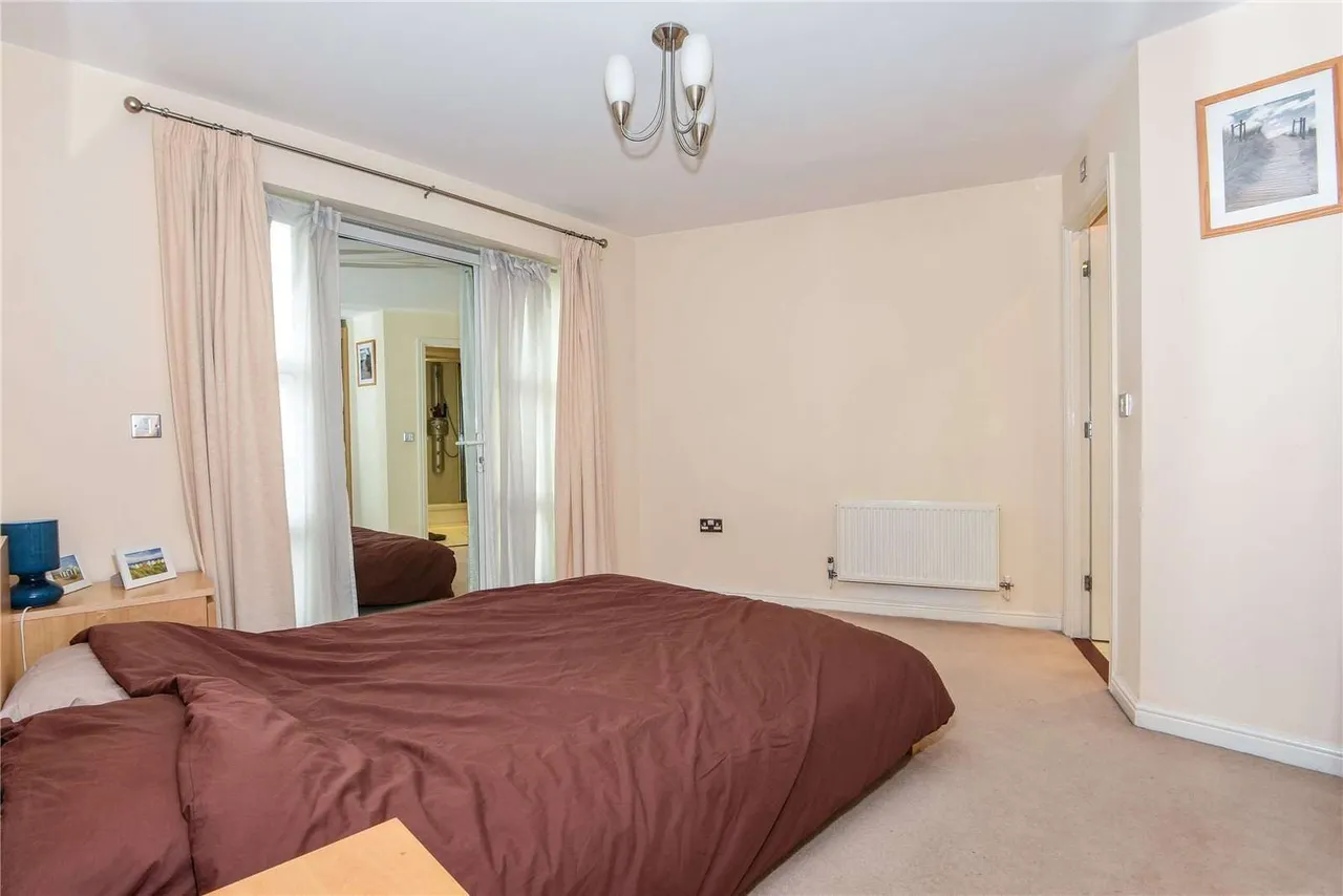 Trevelyan Court, Windsor, SL4, photo 6