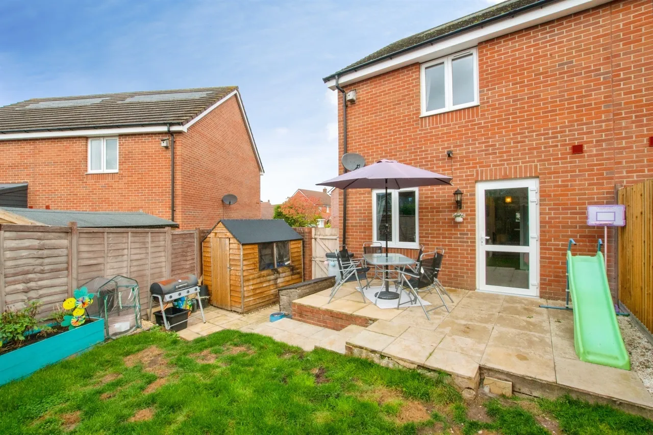 Lark Lane, Old Sarum, SP4, photo 13