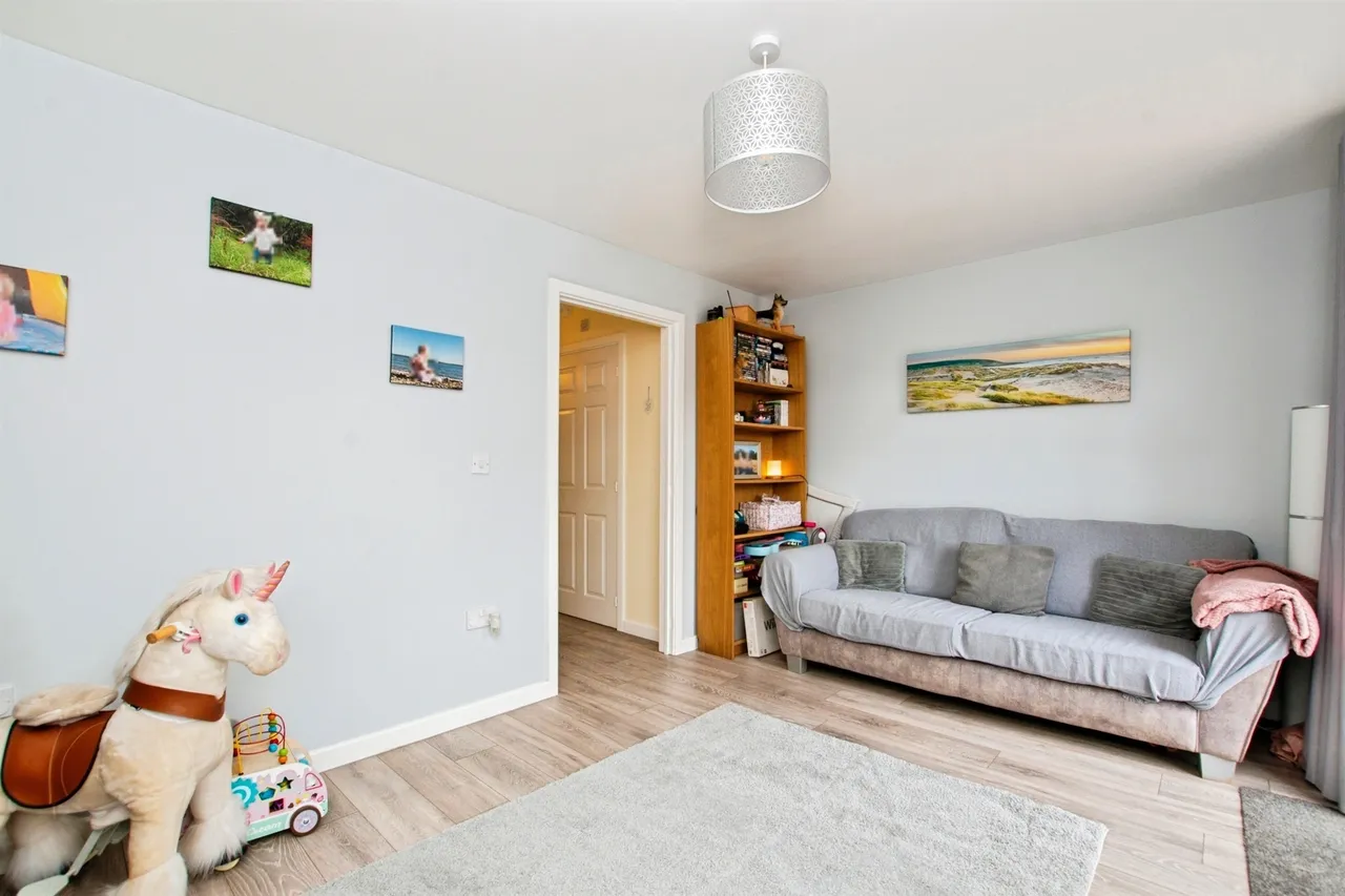 Lark Lane, Old Sarum, SP4, photo 6