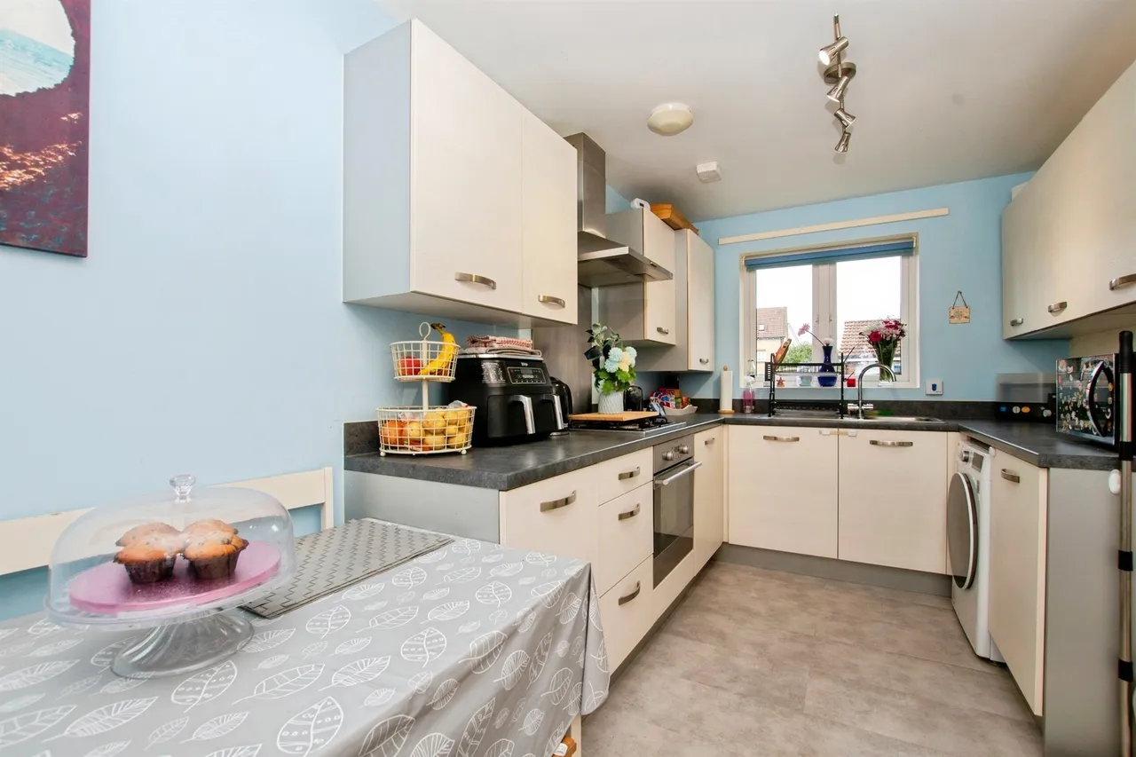 Lark Lane, Old Sarum, SP4, photo 5