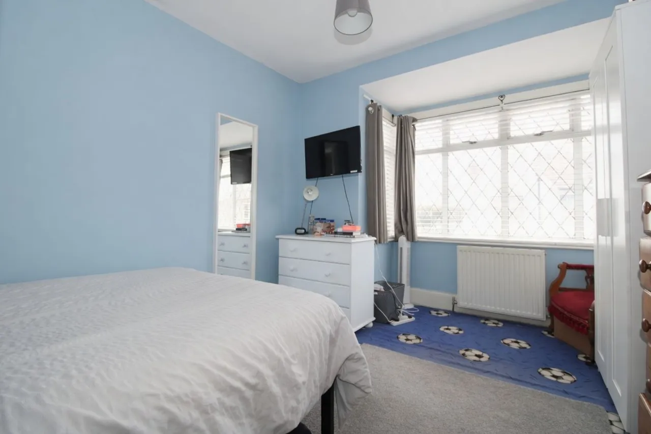 Clarendon Road, Ashford, photo 9
