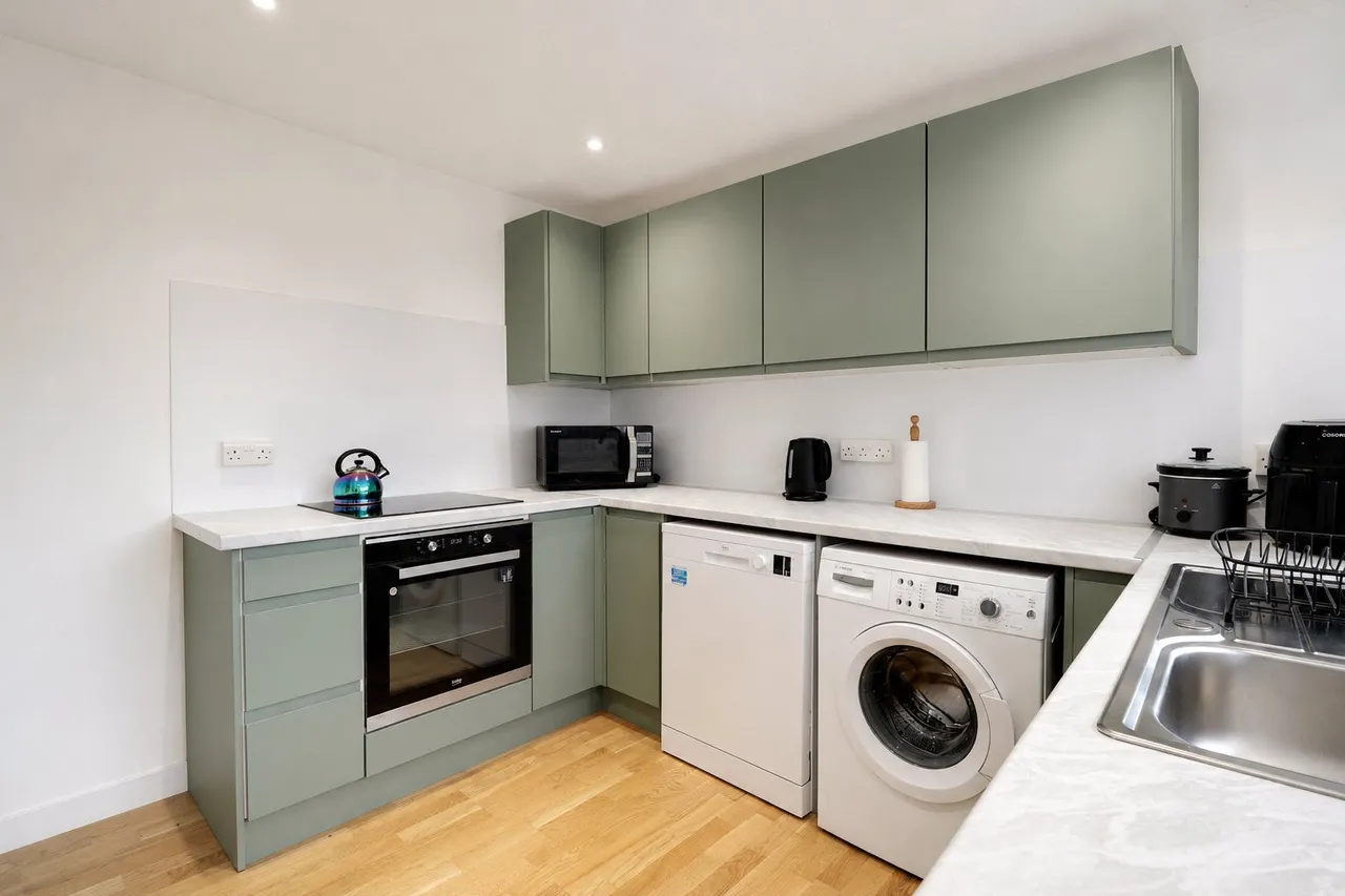 Compass West, Tregadillett, PL15, photo 8