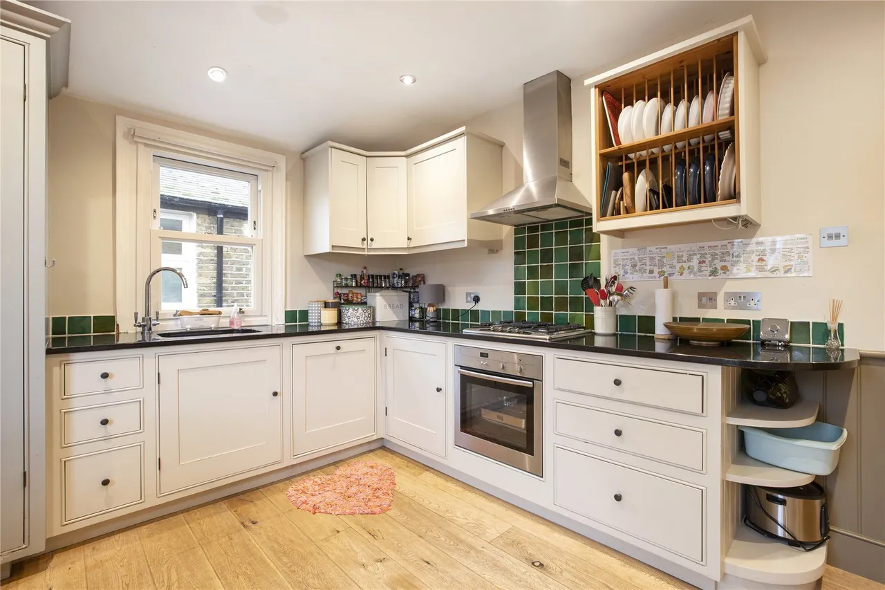 Astonville Street, Southfields, London, SW18, photo 4