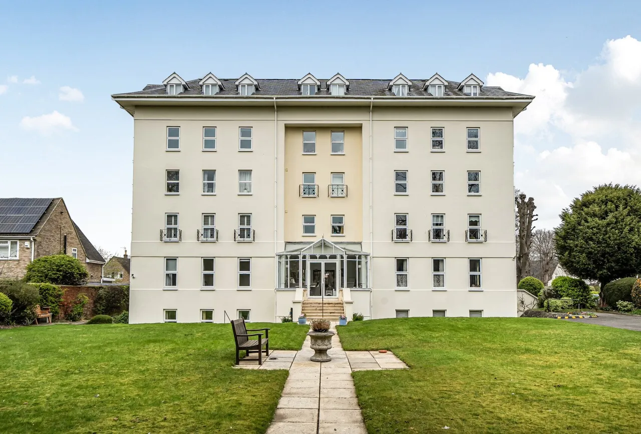 2 bed flat for sale — Westbourne Drive, Cheltenham, GL52 2QQ