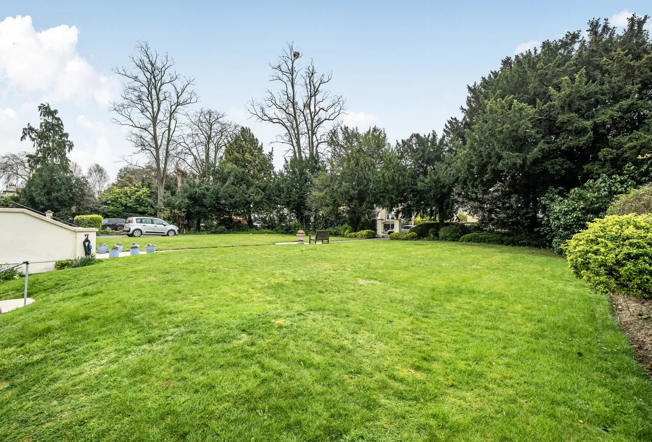 Westbourne Drive, Cheltenham, GL52 2QQ, photo 12