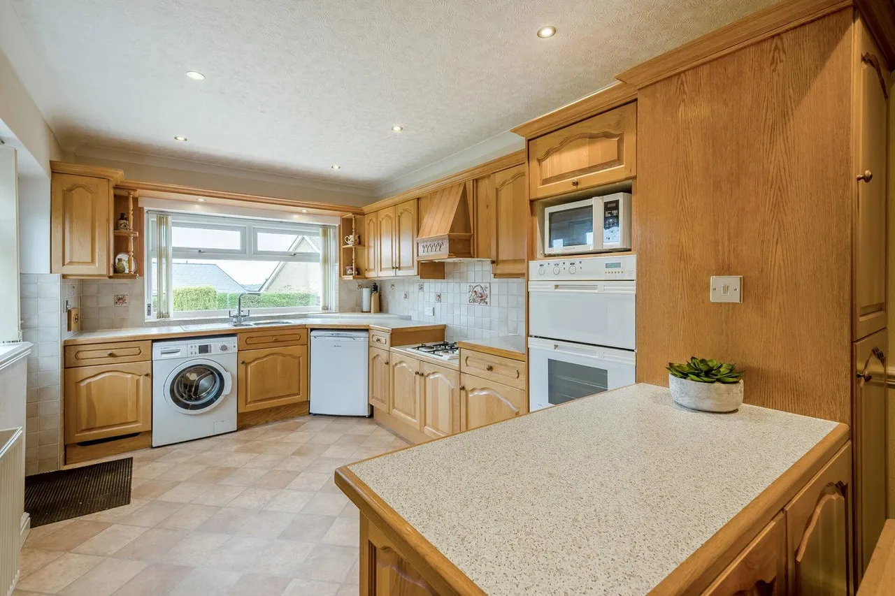 Carr Hill Road, Upper Cumberworth, HD8, photo 5