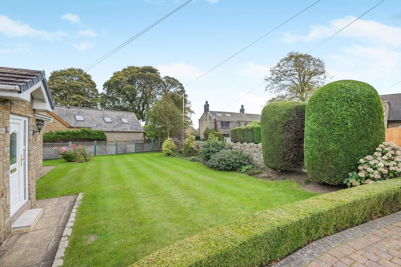 Carr Hill Road, Upper Cumberworth, HD8, photo 26