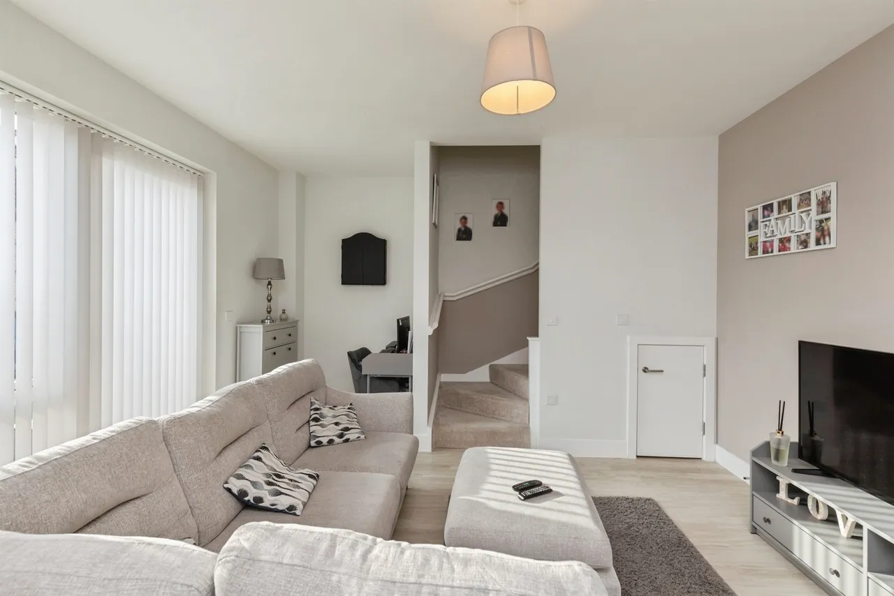 Laurel Way, Southmead, Bristol, photo 6