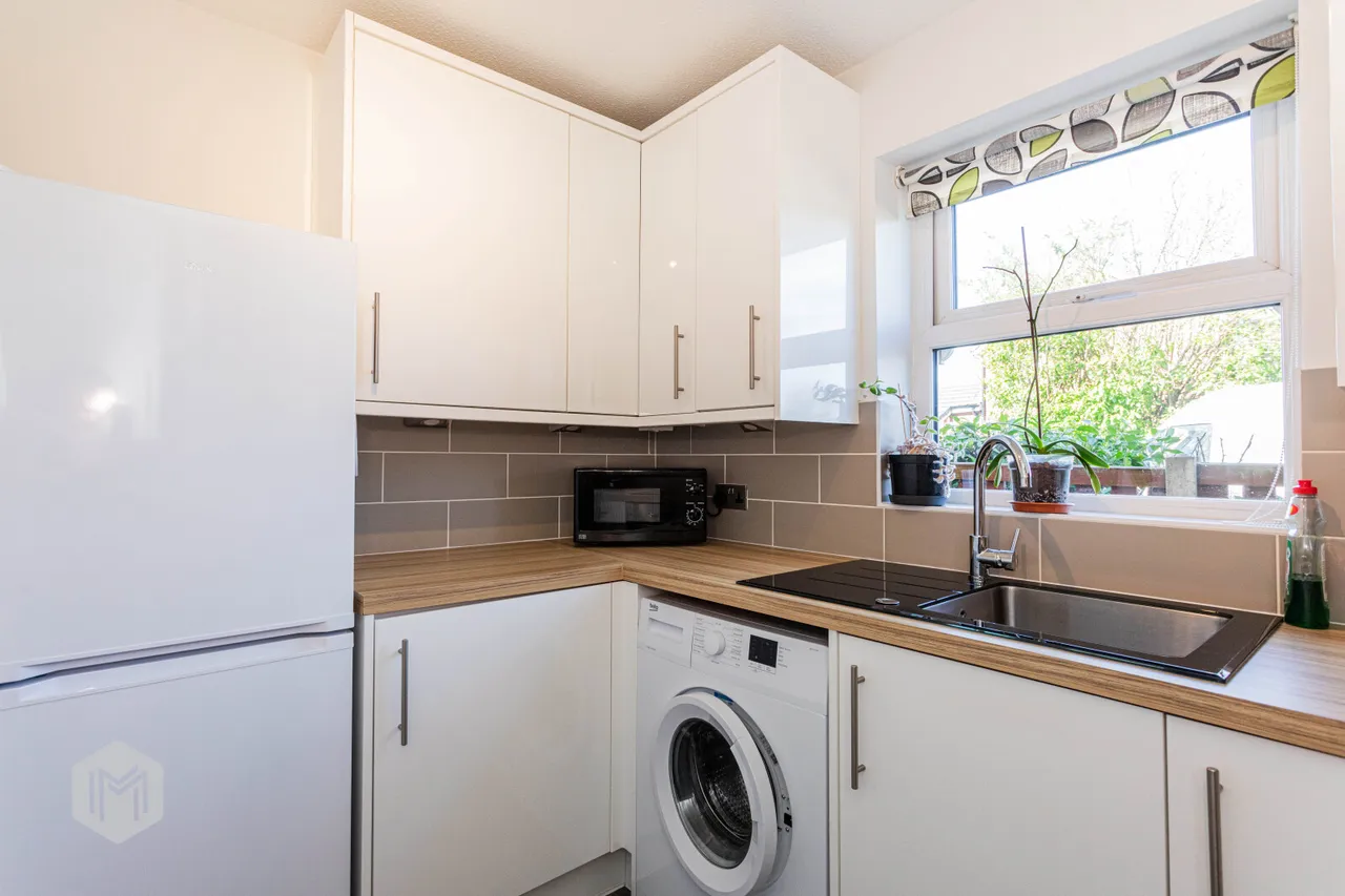 Drummond Way, Leigh, WN7 2RR, photo 6