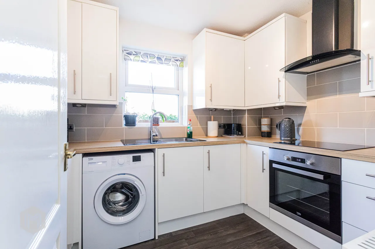Drummond Way, Leigh, WN7 2RR, photo 8