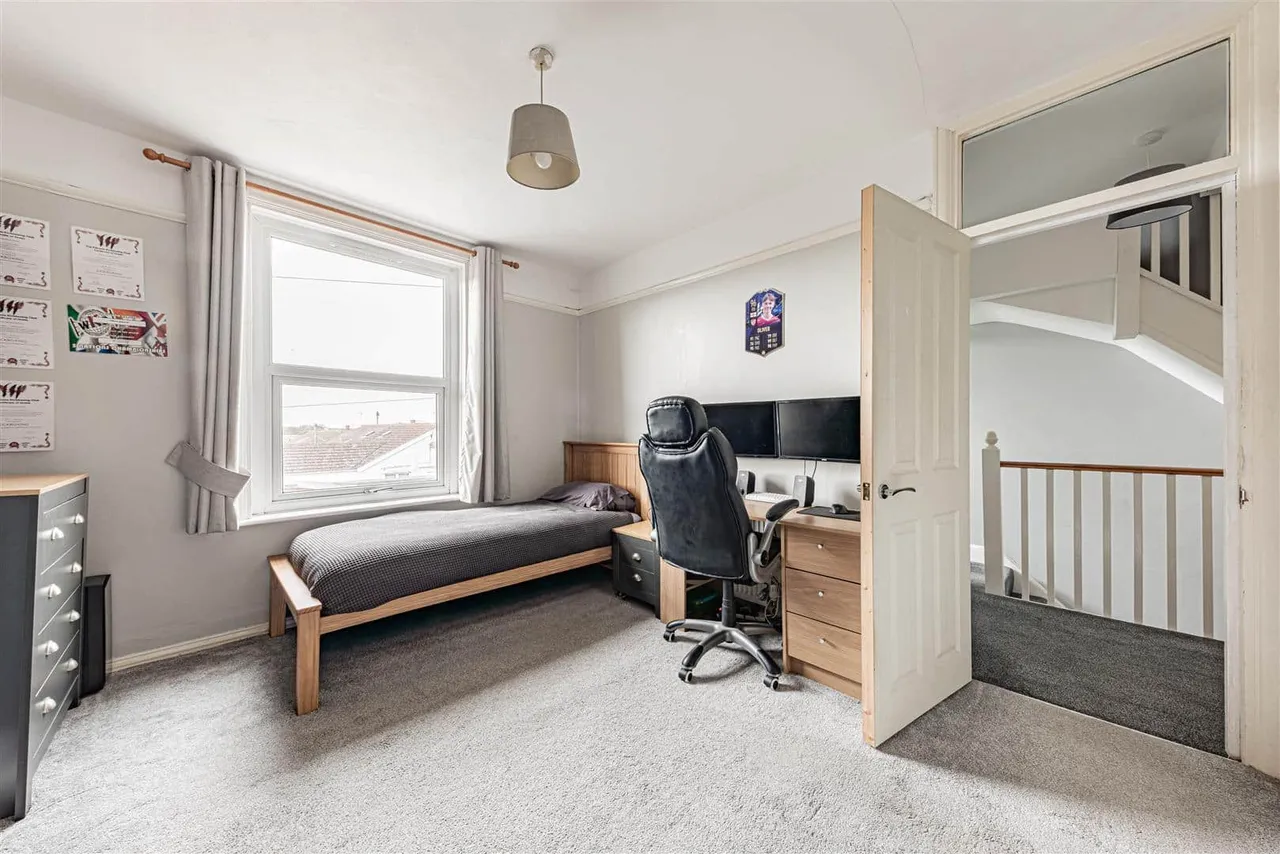 Wellington Road, Westgate-On-Sea, Kent, CT8 8DT, photo 19