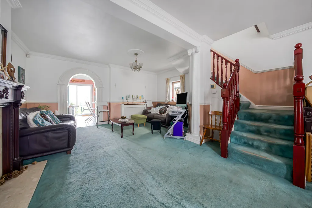 Gresham Road, Hillingdon, UB10, photo 14