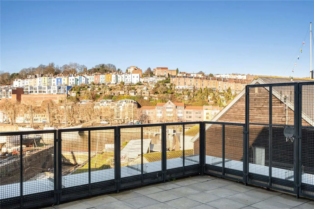McArthur's Yard, Gas Ferry Road, Bristol, BS1 6AN, photo 4