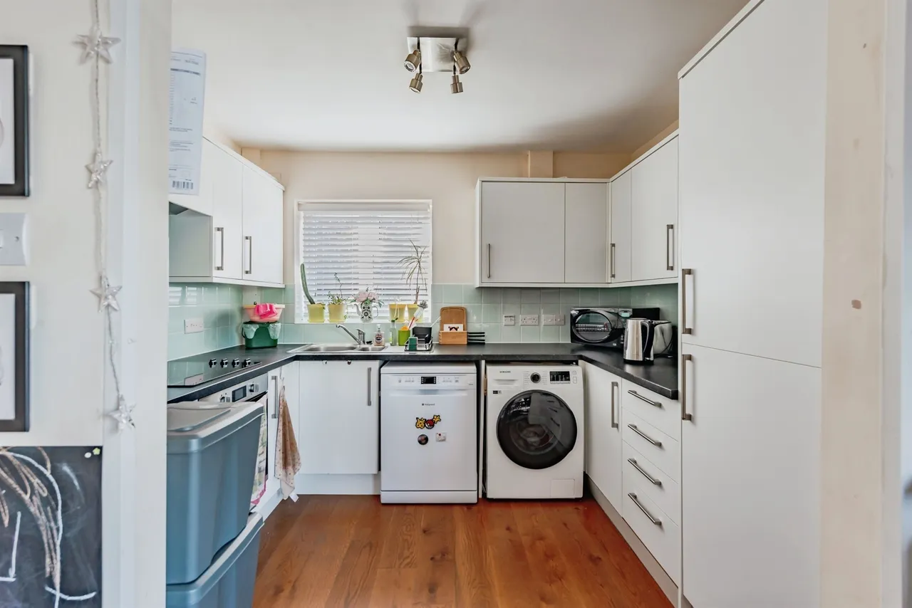 The Frenches, Redhill, RH1, photo 5