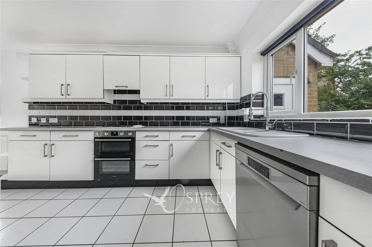Monson Way, Oundle, PE8, photo 3