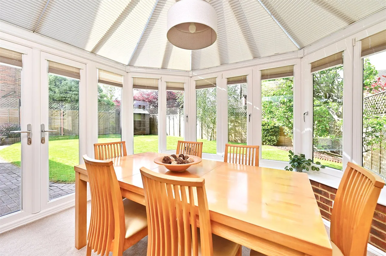Four Acre Coppice, Hook, Hampshire, RG27 9NF, photo 4