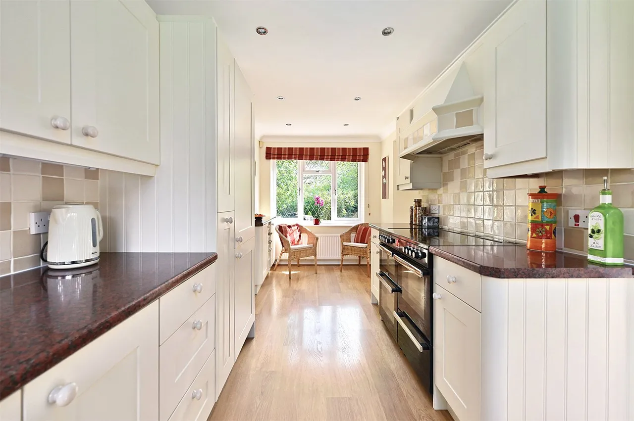 Four Acre Coppice, Hook, Hampshire, RG27 9NF, photo 9
