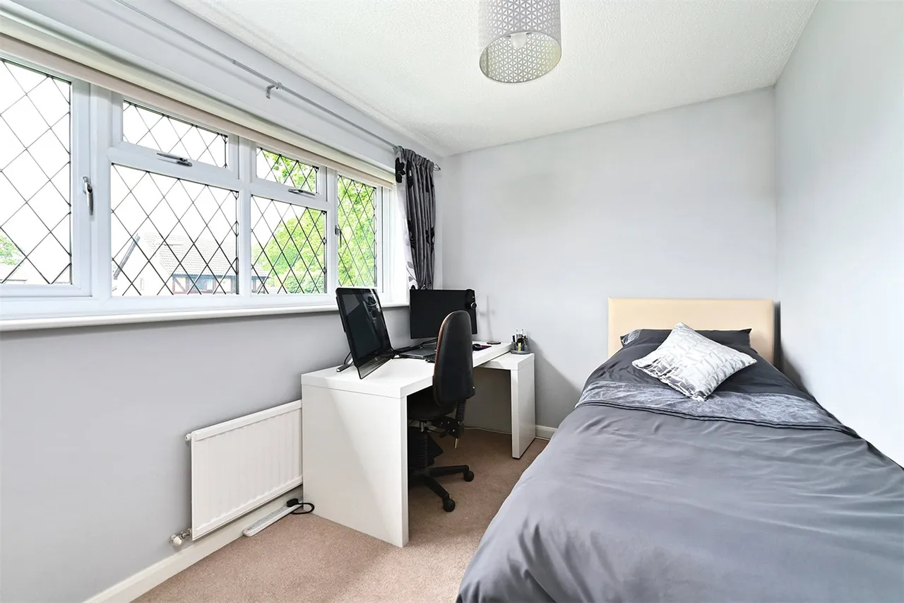 Four Acre Coppice, Hook, Hampshire, RG27 9NF, photo 14