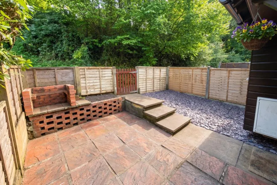 Overthorpe Close, Woking, GU21, photo 2