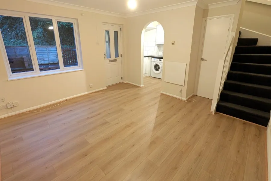 Overthorpe Close, Woking, GU21, photo 4