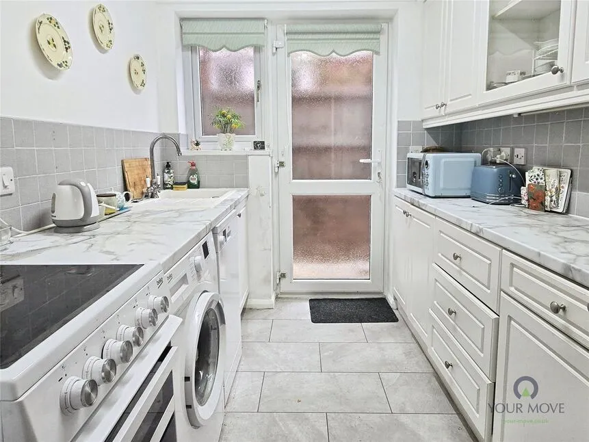 Bronygarth Road, Weston Rhyn, SY10, photo 4