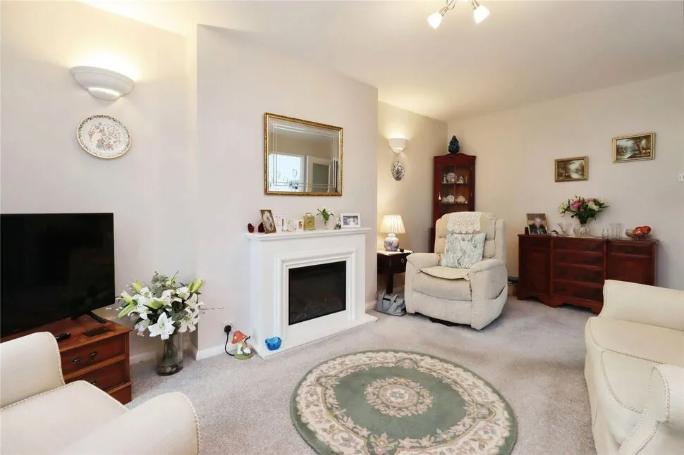 Bronygarth Road, Weston Rhyn, SY10, photo 9