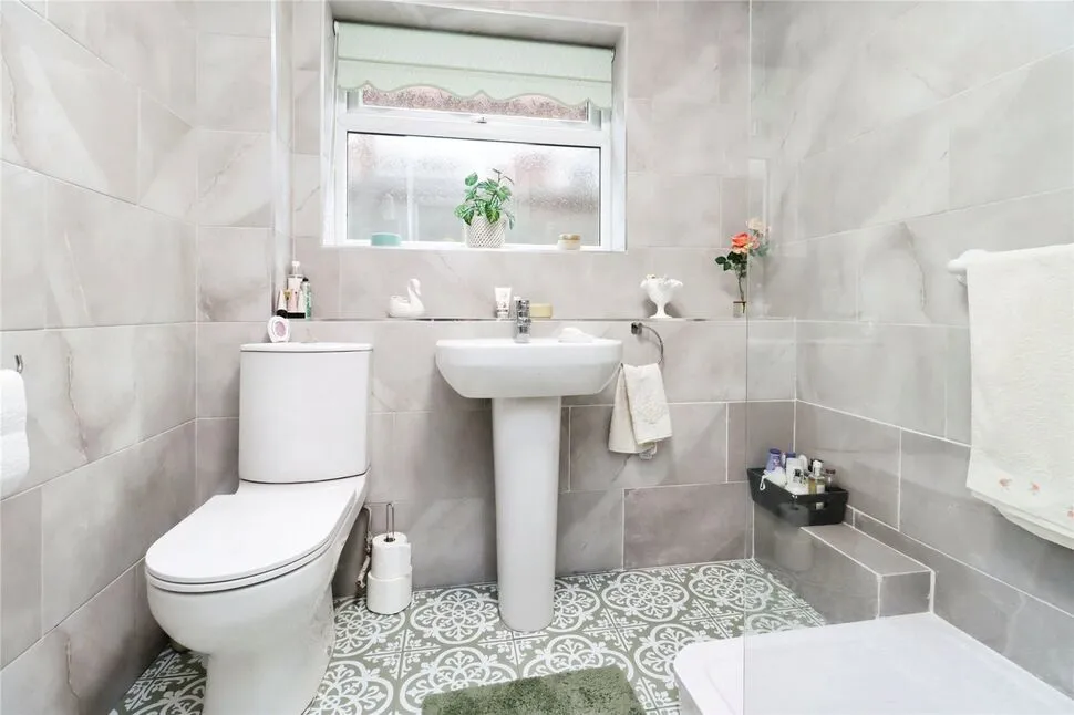 Bronygarth Road, Weston Rhyn, SY10, photo 5