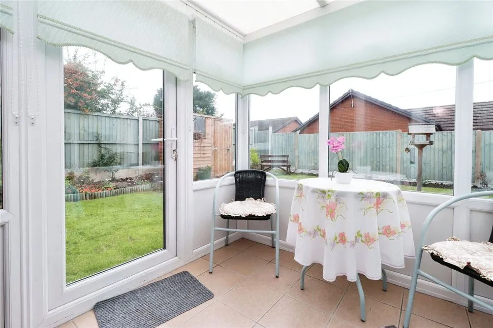 Bronygarth Road, Weston Rhyn, SY10, photo 6
