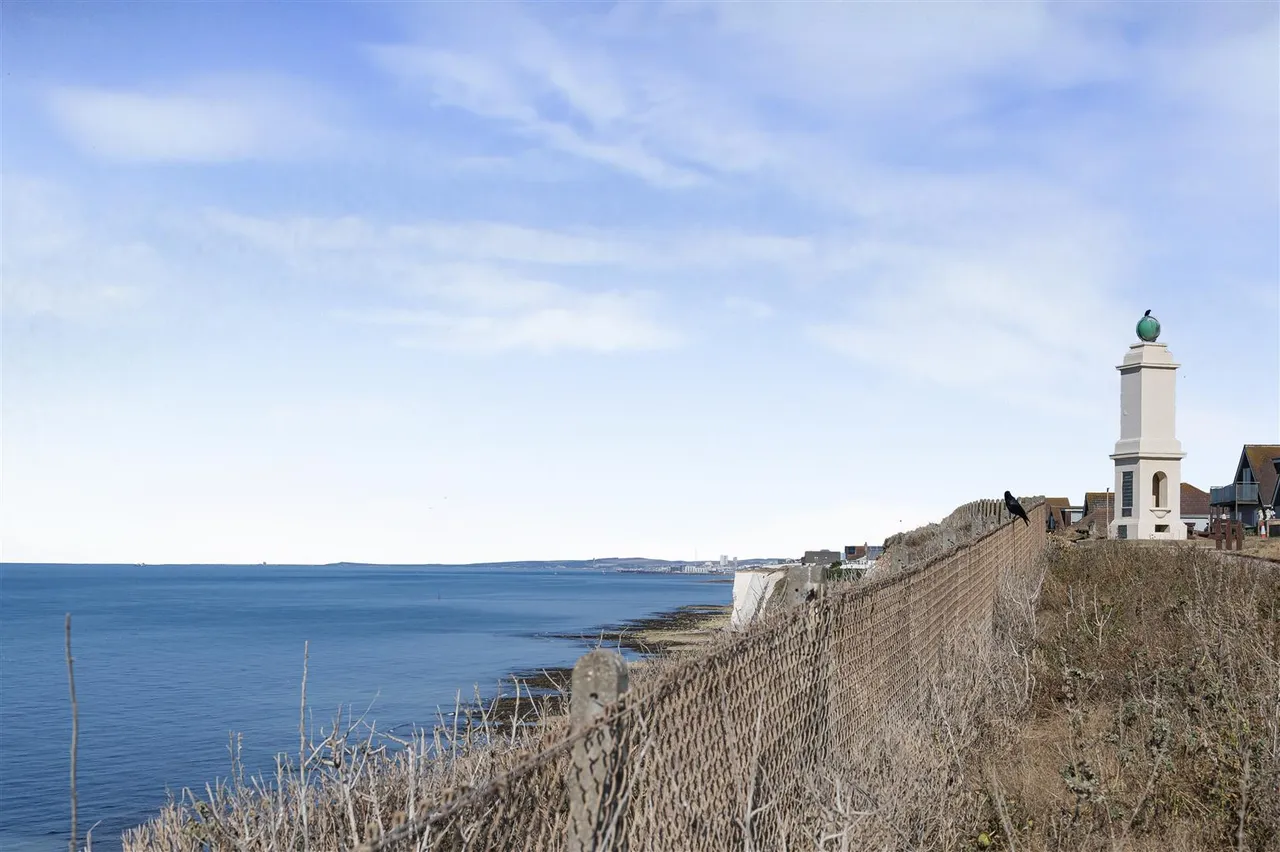 The Promenade, Peacehaven, photo 32