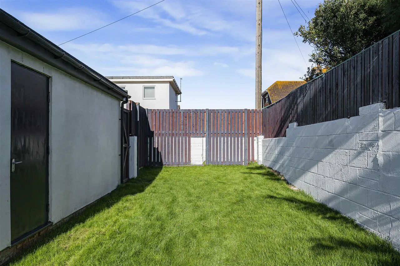 The Promenade, Peacehaven, photo 39