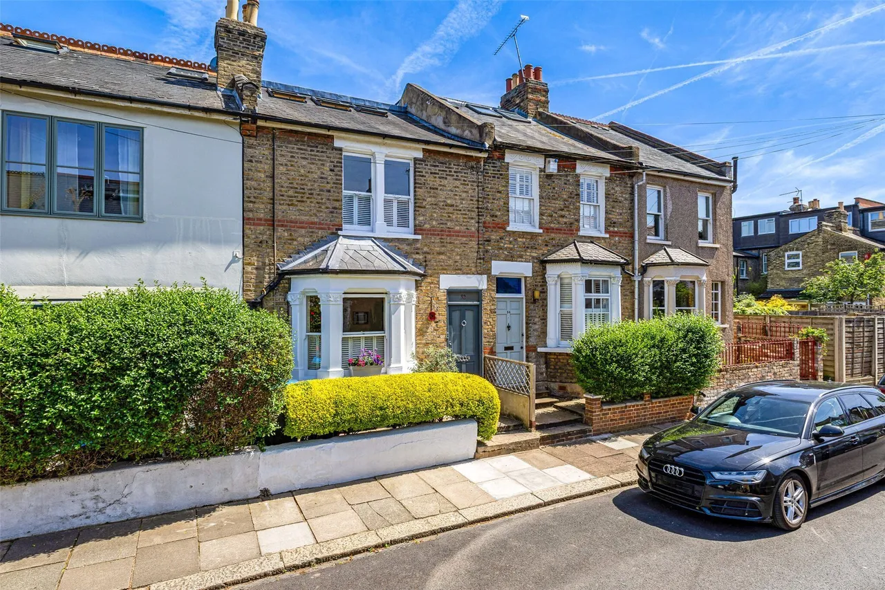 3 bed house for sale — Haliburton Road, Twickenham, TW1