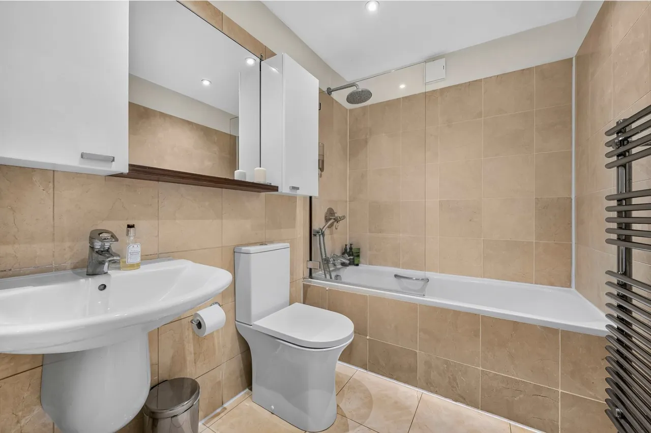 Eton Avenue, Belsize Park, NW3, photo 10