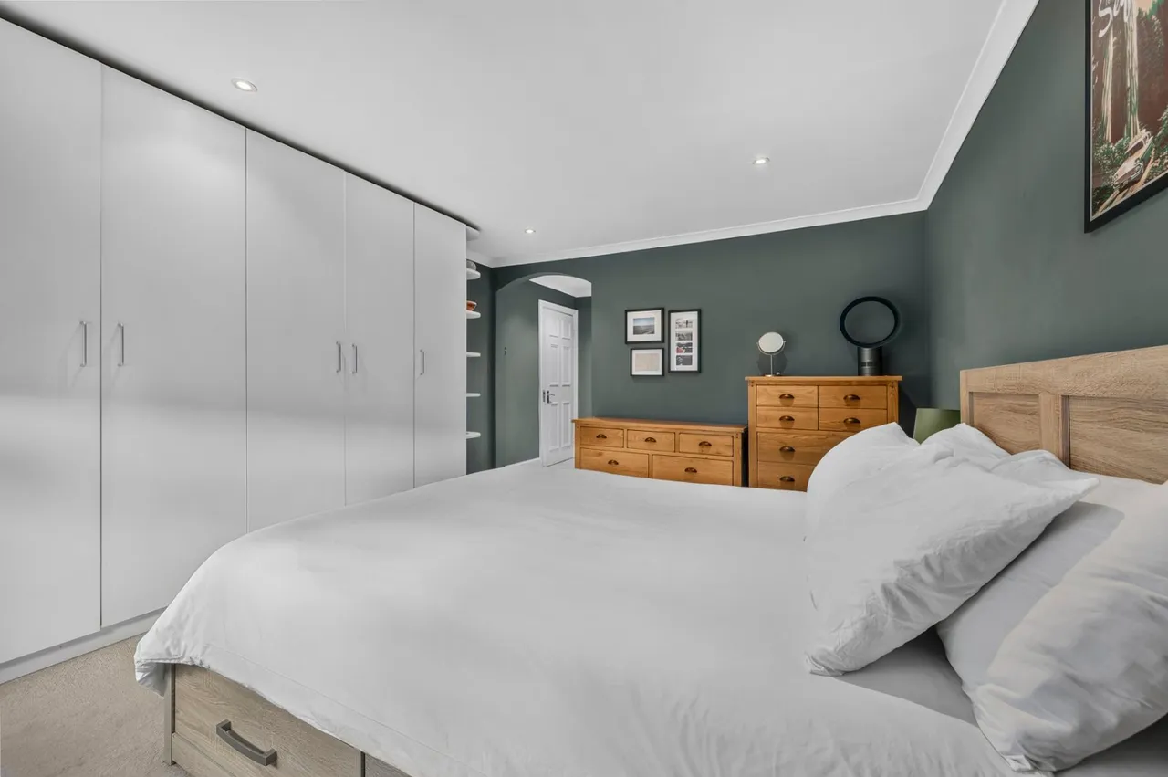 Eton Avenue, Belsize Park, NW3, photo 9